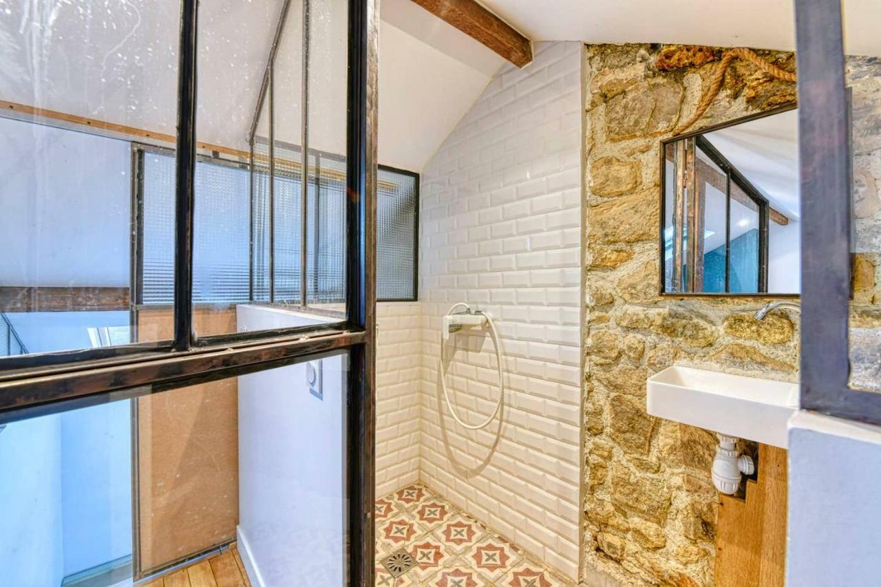 サン＝ドニ Chic And Vintage House With Gardenヴィラ エクステリア 写真