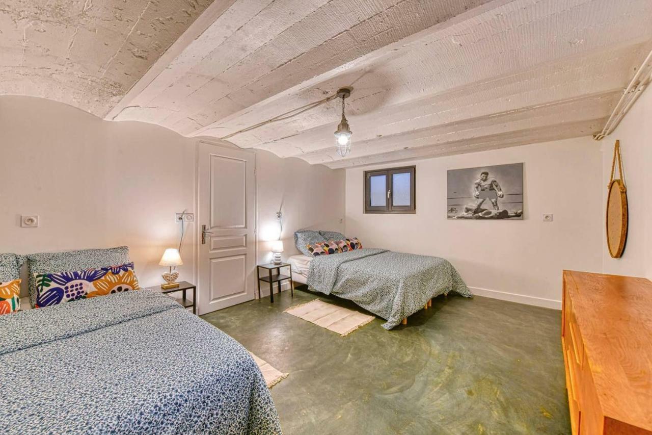サン＝ドニ Chic And Vintage House With Gardenヴィラ エクステリア 写真